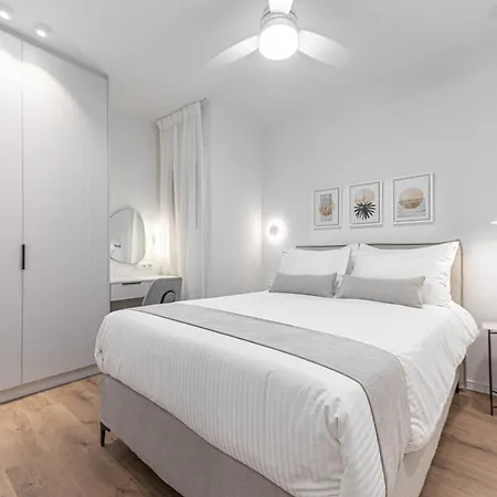 Phaedrus Living Prosperity Residences Paradise Apartment *